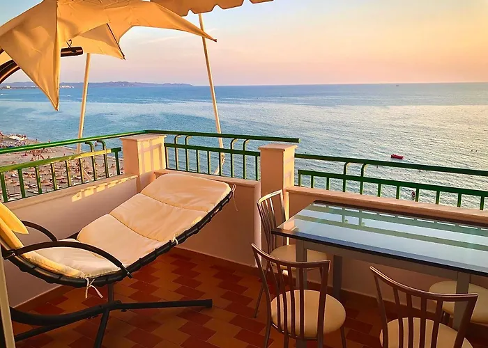 Summertime Luxury Apartment With Amazing Sea View