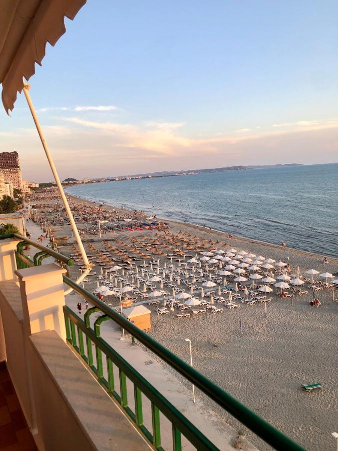 Summertime Luxury With Amazing Sea View Durrës