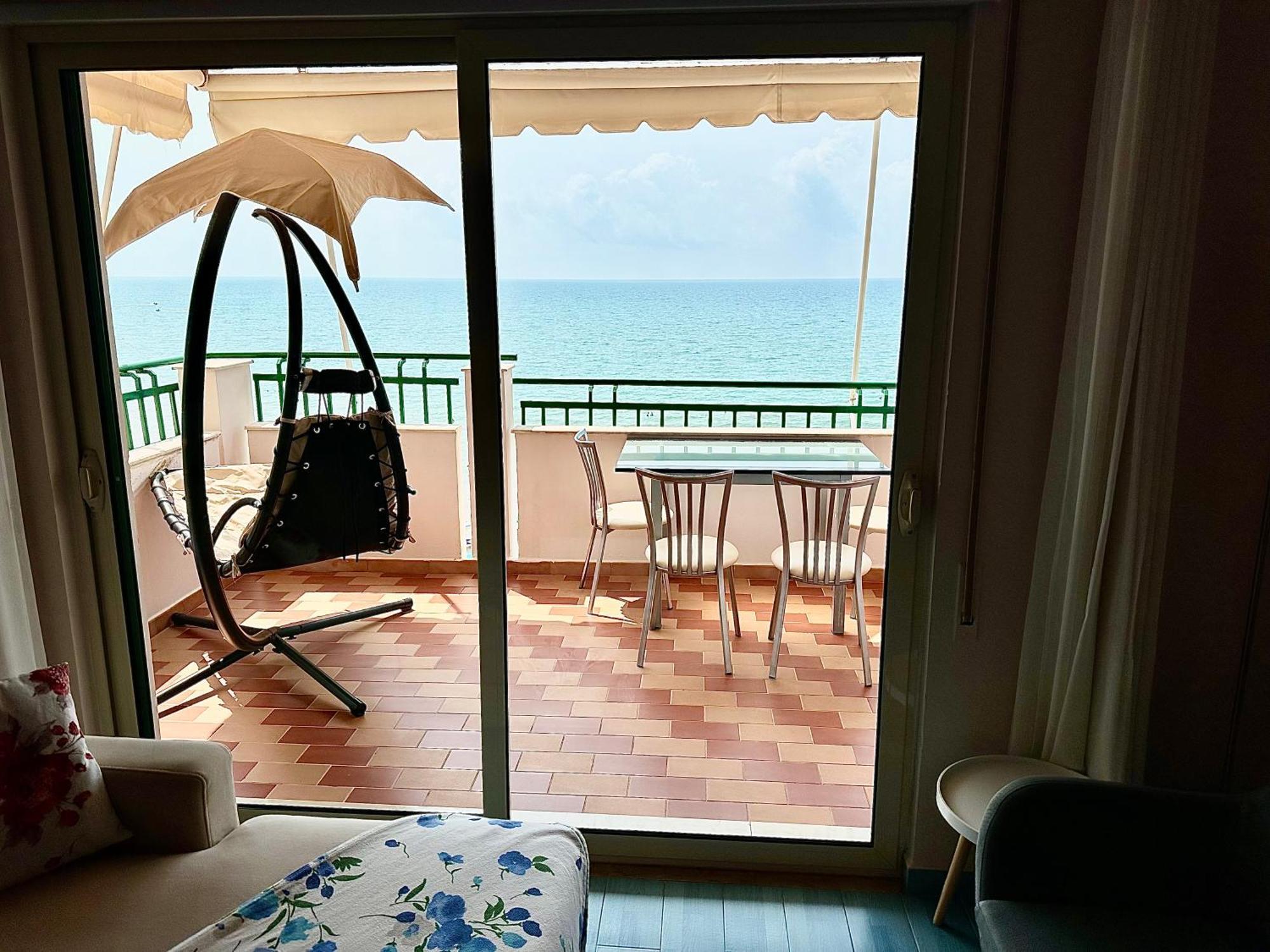 Summertime Luxury With Amazing Sea View *